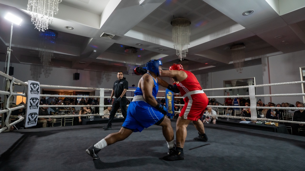Boxing match image