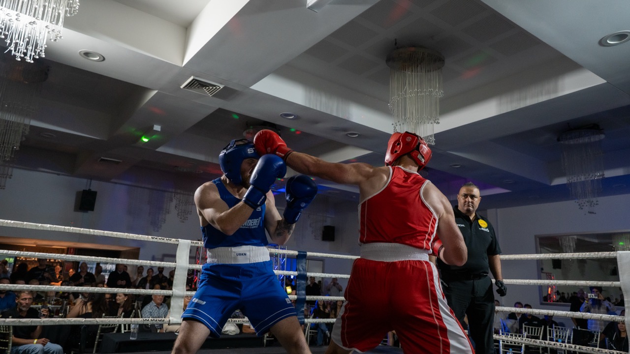 Boxing match image